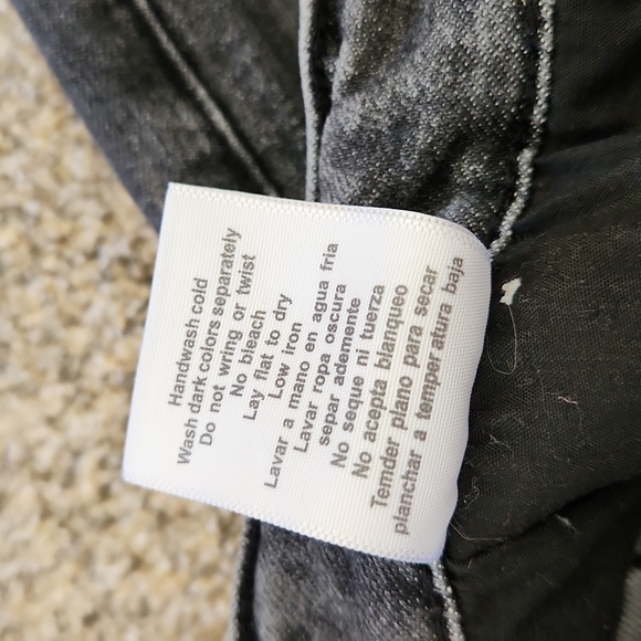 Judy Blue Jeans - Picture 7 of 11